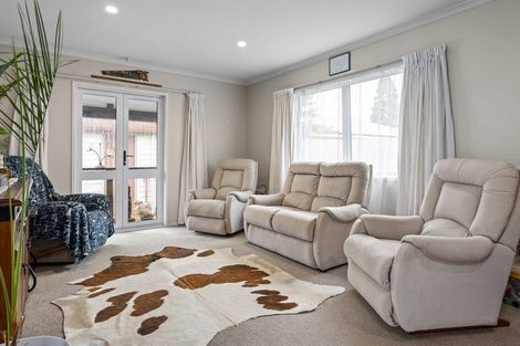 Photo of property in 53 Hamilton Road, Cambridge, 3434