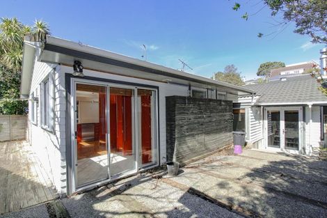 Photo of property in 4 Roscoe Terrace, Wadestown, Wellington, 6012