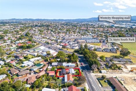 Photo of property in 159 Te Atatu Road, Te Atatu South, Auckland, 0610
