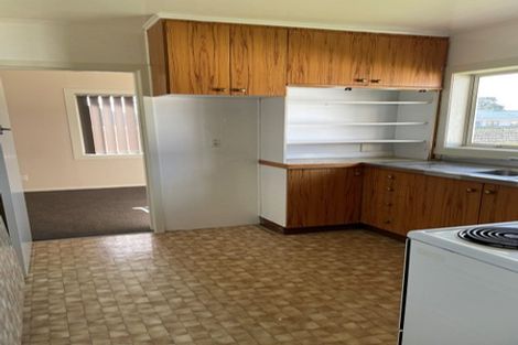 Photo of property in 8 Great South Road, Papakura, 2110