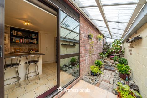 Photo of property in 1 Aldersgate Grove, Stokes Valley, Lower Hutt, 5019