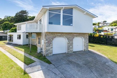 Photo of property in 3 Rydal Place, Southgate, Wellington, 6023