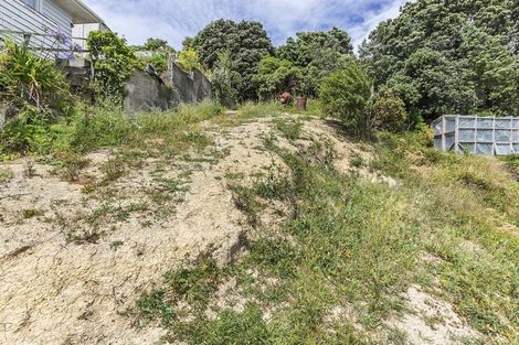 Photo of property in 30 Robertson Street, Owhiro Bay, Wellington, 6023
