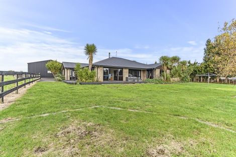 Photo of property in 334 Henwood Road, Hillsborough, New Plymouth, 4372
