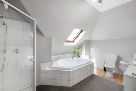 Photo of property in 30 Glasnevin Drive, Casebrook, Christchurch, 8051