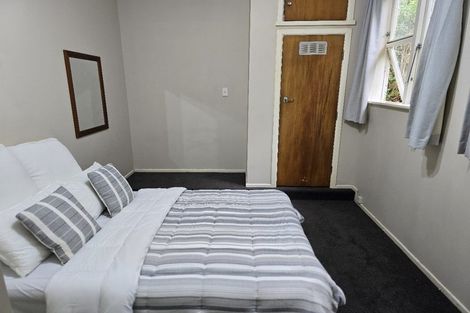 Photo of property in 48 Aurora Terrace, Kelburn, Wellington, 6012