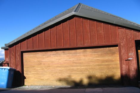 Photo of property in 146 Queens Drive, Lyall Bay, Wellington, 6022