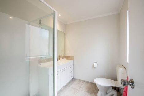 Photo of property in 92 Cyril French Drive, Flat Bush, Auckland, 2016