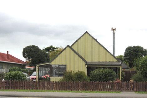 Photo of property in 2/70 Main North Road, Papanui, Christchurch, 8052