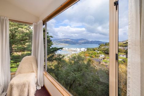 Photo of property in 15 Harmans Road, Lyttelton, 8082