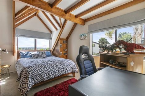 Photo of property in 158 Luckens Road, West Harbour, Auckland, 0618