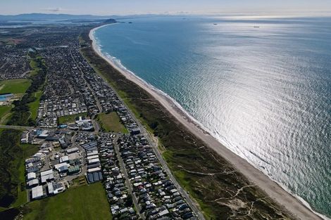 Photo of property in 828b Papamoa Beach Road, Papamoa Beach, Papamoa, 3118