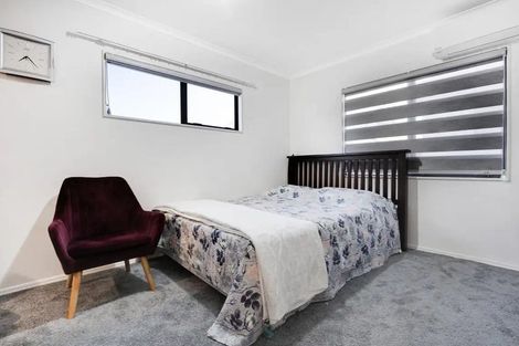 Photo of property in 151 Bucklands Beach Road, Bucklands Beach, Auckland, 2012