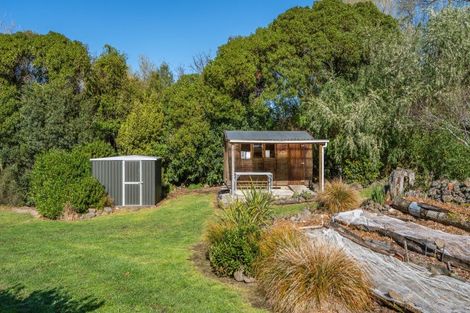 Photo of property in 9 Harmans Track, Little River, 7591