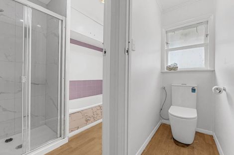 Photo of property in 28 Ellen Street, Manurewa East, Auckland, 2102