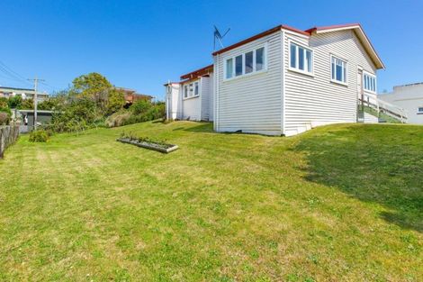 Photo of property in 5 Park Drive, Raglan, 3225