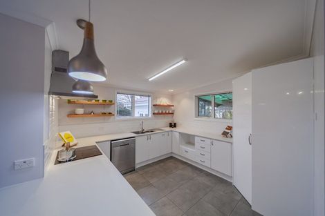 Photo of property in 40 Middle Road, Havelock North, 4130