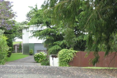 Photo of property in 29 Lindis Place, Mangere Bridge, Auckland, 2022