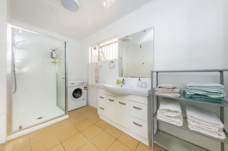 Photo of property in 7 Agar Place, Favona, Auckland, 2024