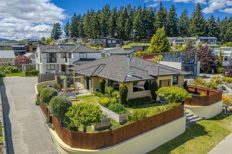 Photo of property in 45 Kings Drive, Wanaka, 9305