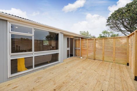 Photo of property in 4 Waihi Place, Westbrook, Palmerston North, 4412