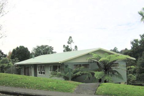Photo of property in 51 Daffodil Street, Titirangi, Auckland, 0604