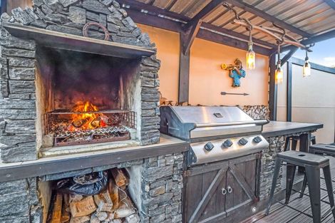 Photo of property in 37 Magellan Rise, Flagstaff, Hamilton, 3210