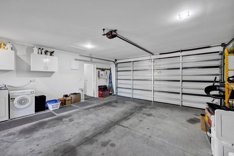 Photo of property in 31 Flint Road West, Stratford, 4332