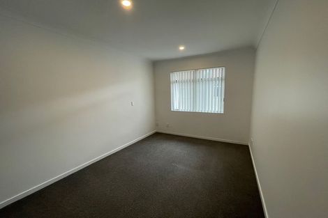 Photo of property in 1/44 Carlos Drive, Flat Bush, Auckland, 2016