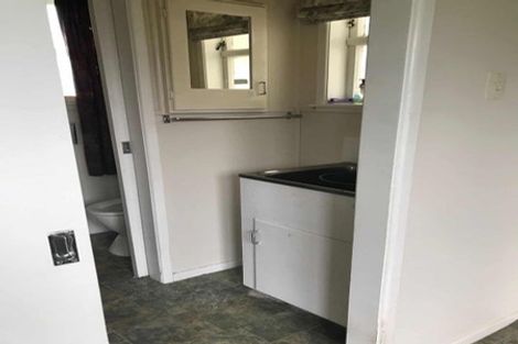 Photo of property in 58 Glendale Road, Glen Eden, Auckland, 0602