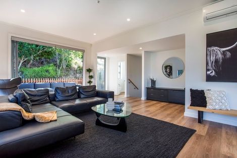Photo of property in 8b Huka Road, Birkenhead, Auckland, 0626