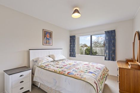 Photo of property in 64 Branch Road, Highlands Park, New Plymouth, 4312