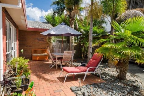 Photo of property in 45 Waimoko Glen, Swanson, Auckland, 0612