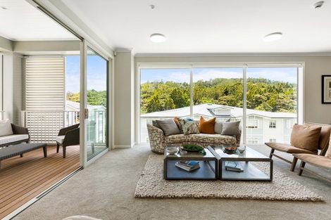 Photo of property in 231 Hibiscus Drive, Orewa, 0931