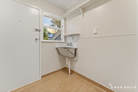 Photo of property in 18 Grandison Crescent, New Lynn, Auckland, 0600