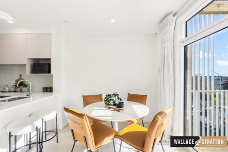 Photo of property in 11/2 Moor Avenue, Te Atatu Peninsula, Auckland, 0610