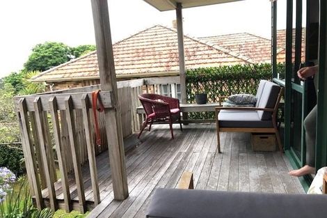Photo of property in 1 Zion Road, Birkenhead, Auckland, 0626