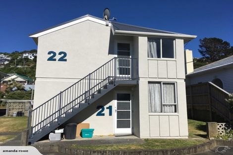 Photo of property in 21/125u Queens Drive, Lyall Bay, Wellington, 6022