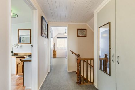 Photo of property in 79 Queens Road, Glen Avon, New Plymouth, 4312