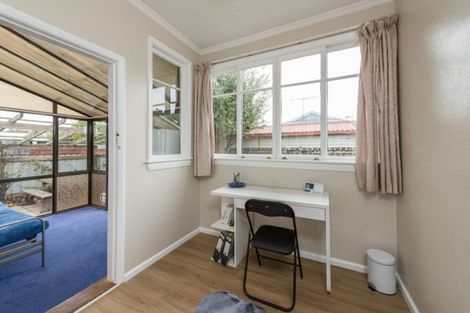 Photo of property in 8 Parkers Road, Tahunanui, Nelson, 7011
