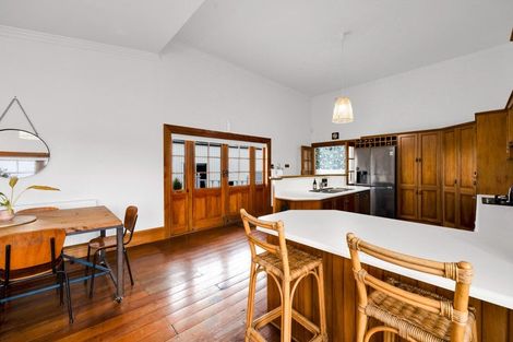 Photo of property in 76 Turuturu Road, Hawera, 4674