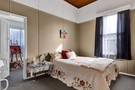 Photo of property in 49 Egmont Street, Hawera, 4610