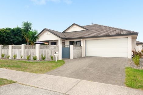 Photo of property in 59 Sandhurst Drive, Papamoa Beach, Papamoa, 3118