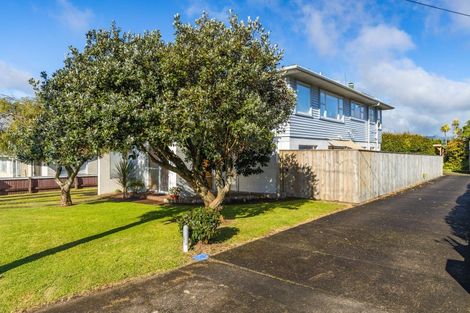 Photo of property in 5 Price Street, Westown, New Plymouth, 4310