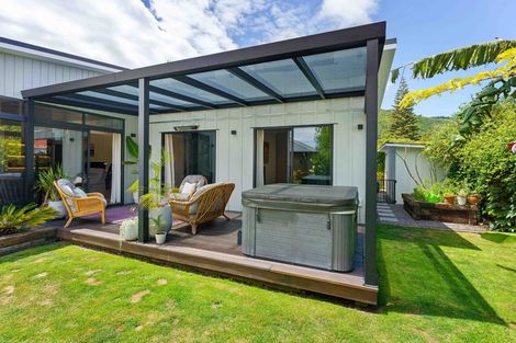 Photo of property in 27a Parata Street, Waikanae, 5036