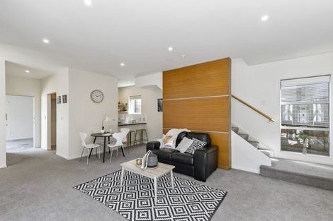 Photo of property in 4 Tiketike Way, Brooklyn, Wellington, 6021