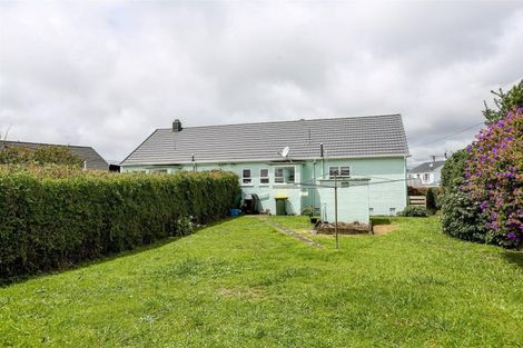 Photo of property in 2 Chard Street, Westown, New Plymouth, 4310