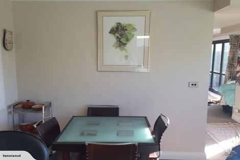 Photo of property in 77a Creswick Terrace, Northland, Wellington, 6012