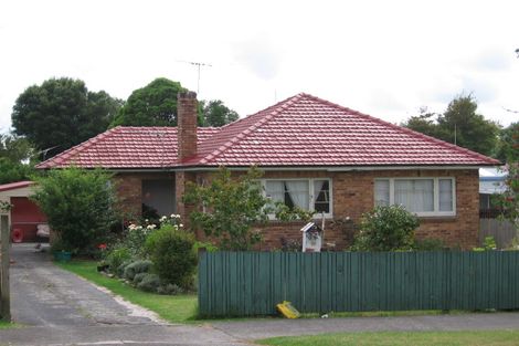 Photo of property in 43 Miro Street, New Lynn, Auckland, 0600