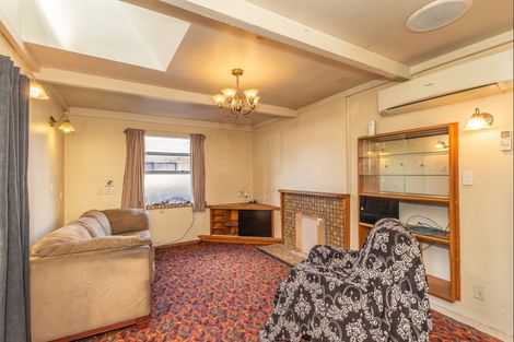 Photo of property in 40 Mako Mako Road, Levin, 5510